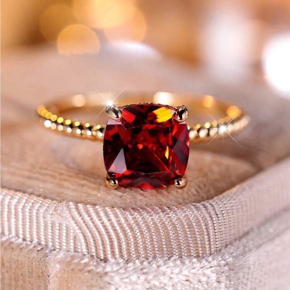 Red stone ring - Picture 3 of 6